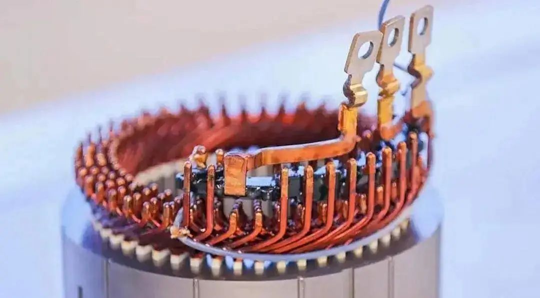 與圓形電機相比,為什么扁線電機更適合新能源汽車領域?—AIP艾普.jpg 與圓形電機相比,為什么扁線電機更適合新能源汽車領域?—AIP艾普.jpg