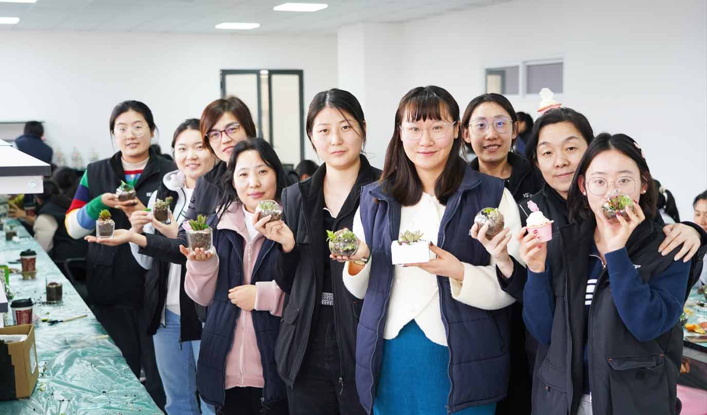 3.8 婦女節丨微景觀DIY,一起邂逅微世界里的春日—AIP艾普 3.8 婦女節丨微景觀DIY,一起邂逅微世界里的春日—AIP艾普